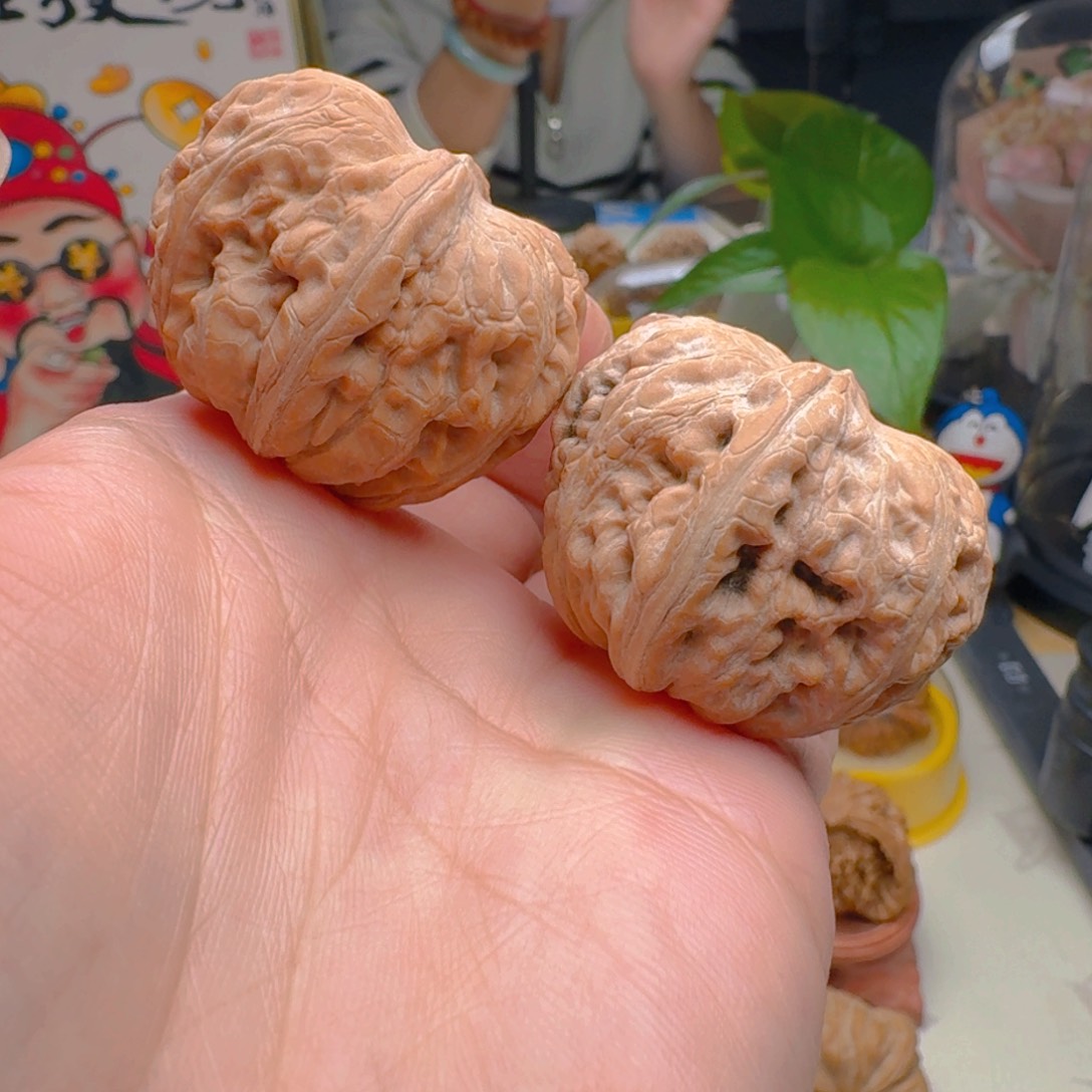 核桃把件37尺寸元宝