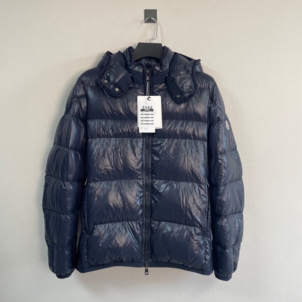 99新 MONCLER 盟可睐GIUBBOTTO系列徽标羽绒服/5码/带吊/价18000