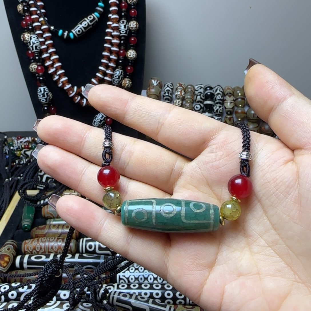 玛瑙/玉髓合金颈饰