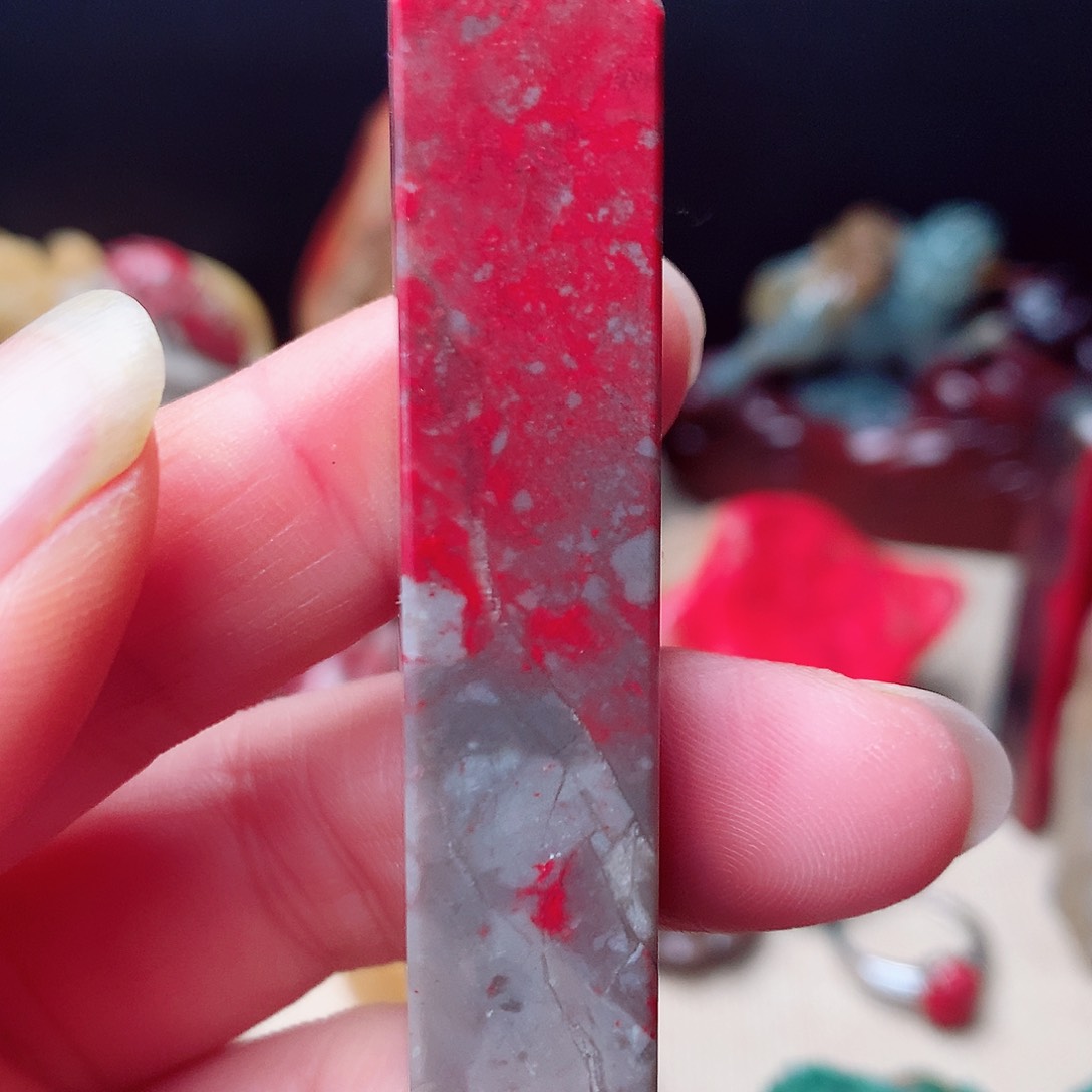 昌化鸡血石精美印章