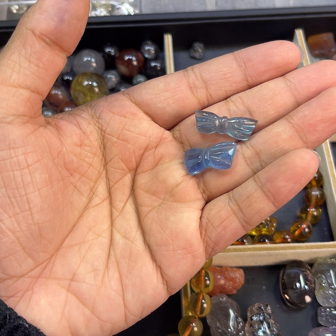 、***！颈饰未镶嵌水晶水晶