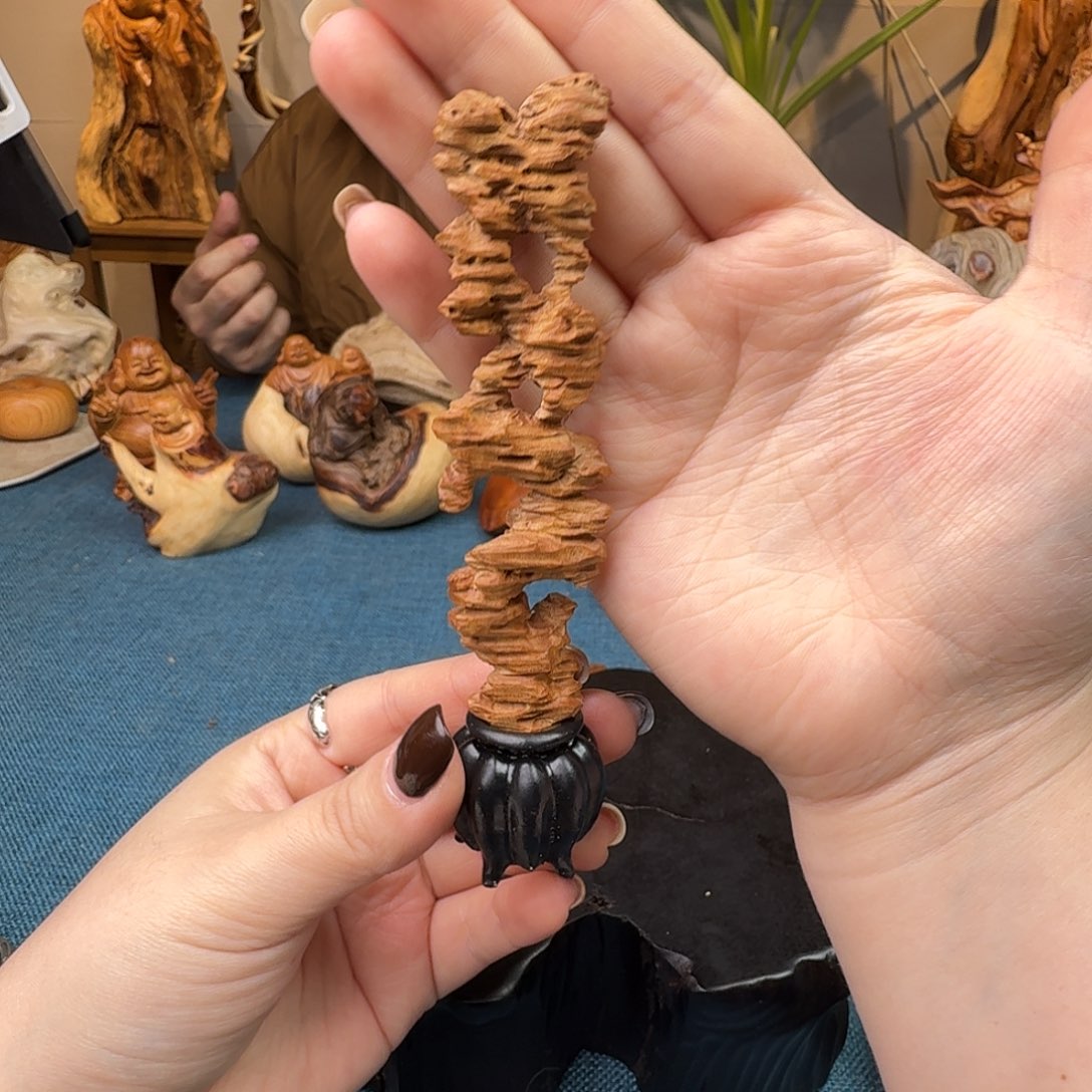 檀香木关注一下我这个小