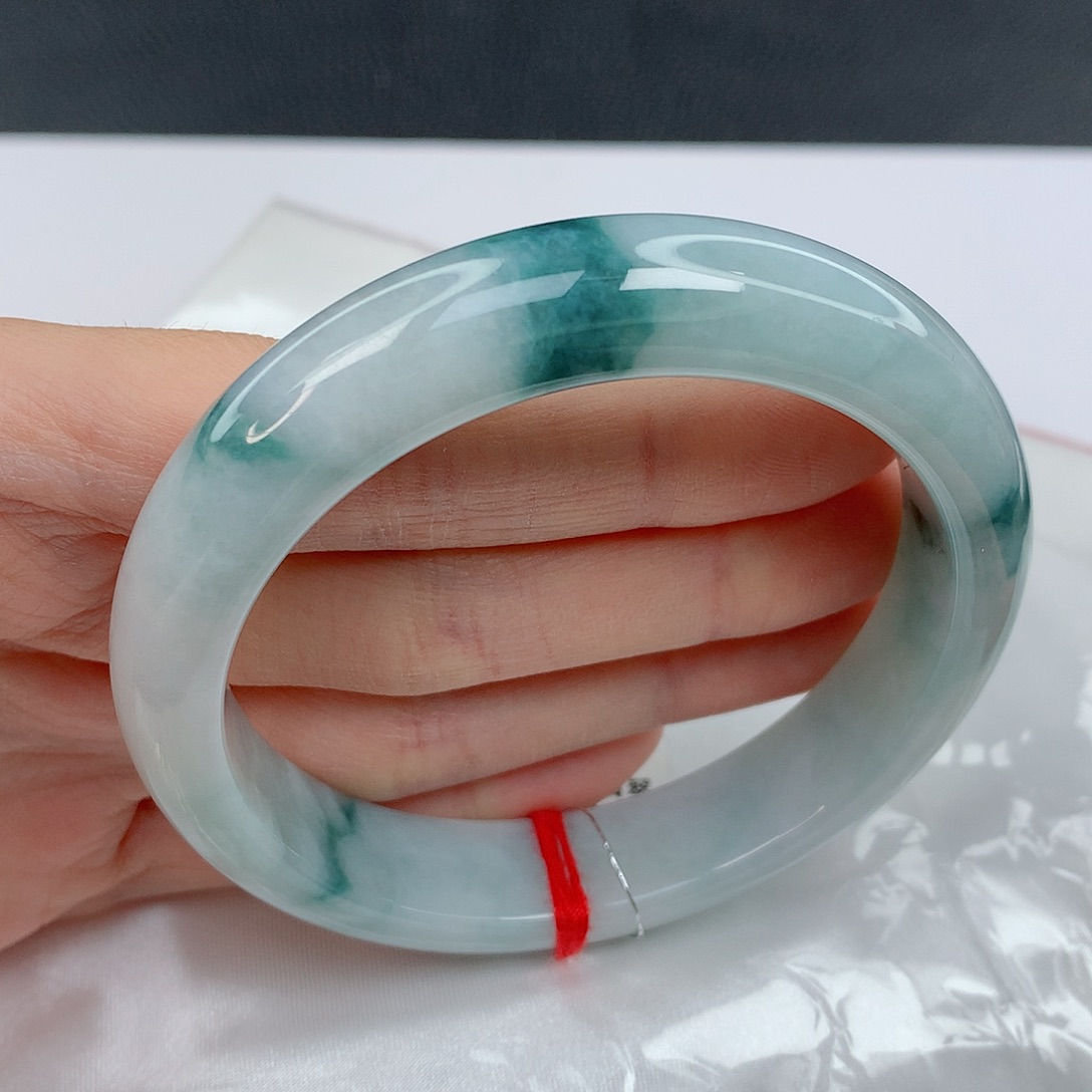 翡翠手镯未镶嵌60.2正圈有纹