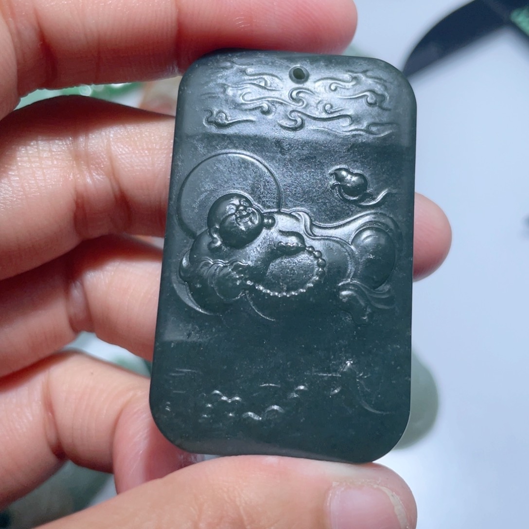 和田玉（糖玉）颈饰未镶嵌