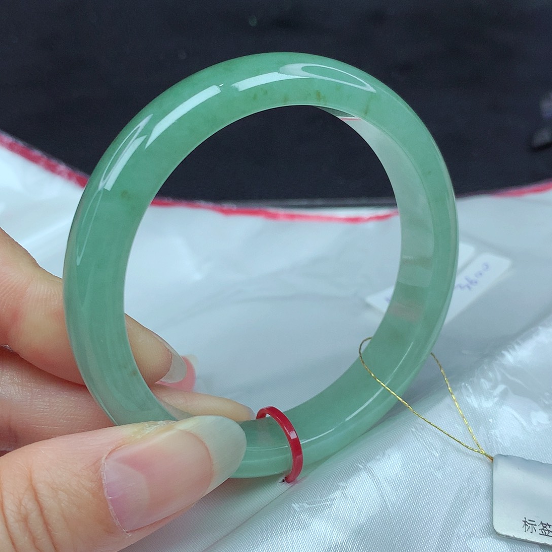 翡翠手镯未镶嵌58圈728