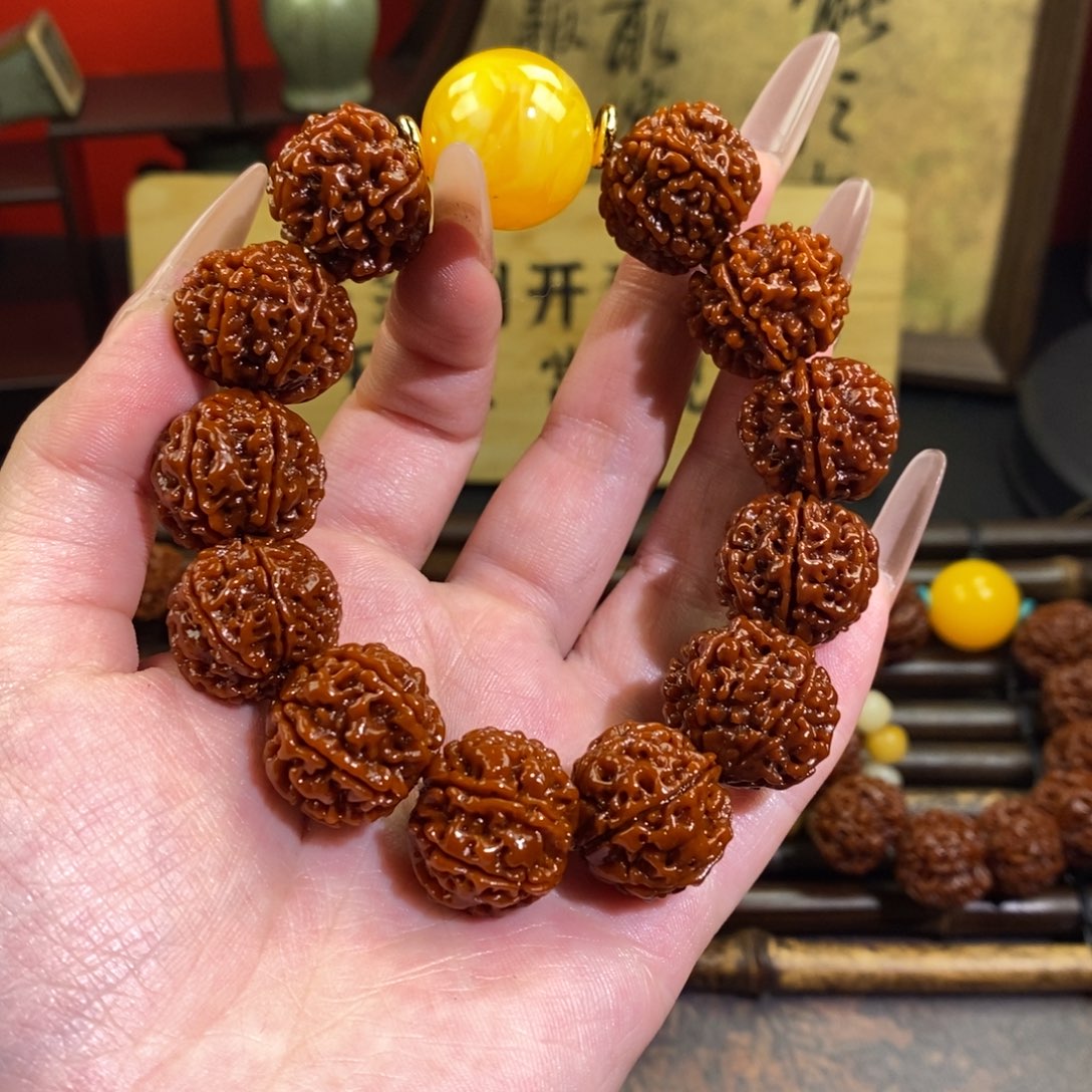 手串金刚菩提620m.     