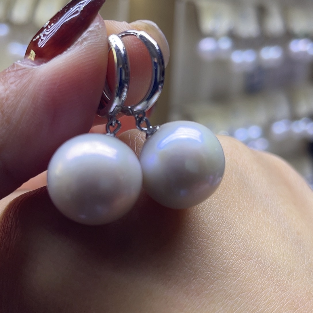 银S925镶嵌耳饰淡水珍珠