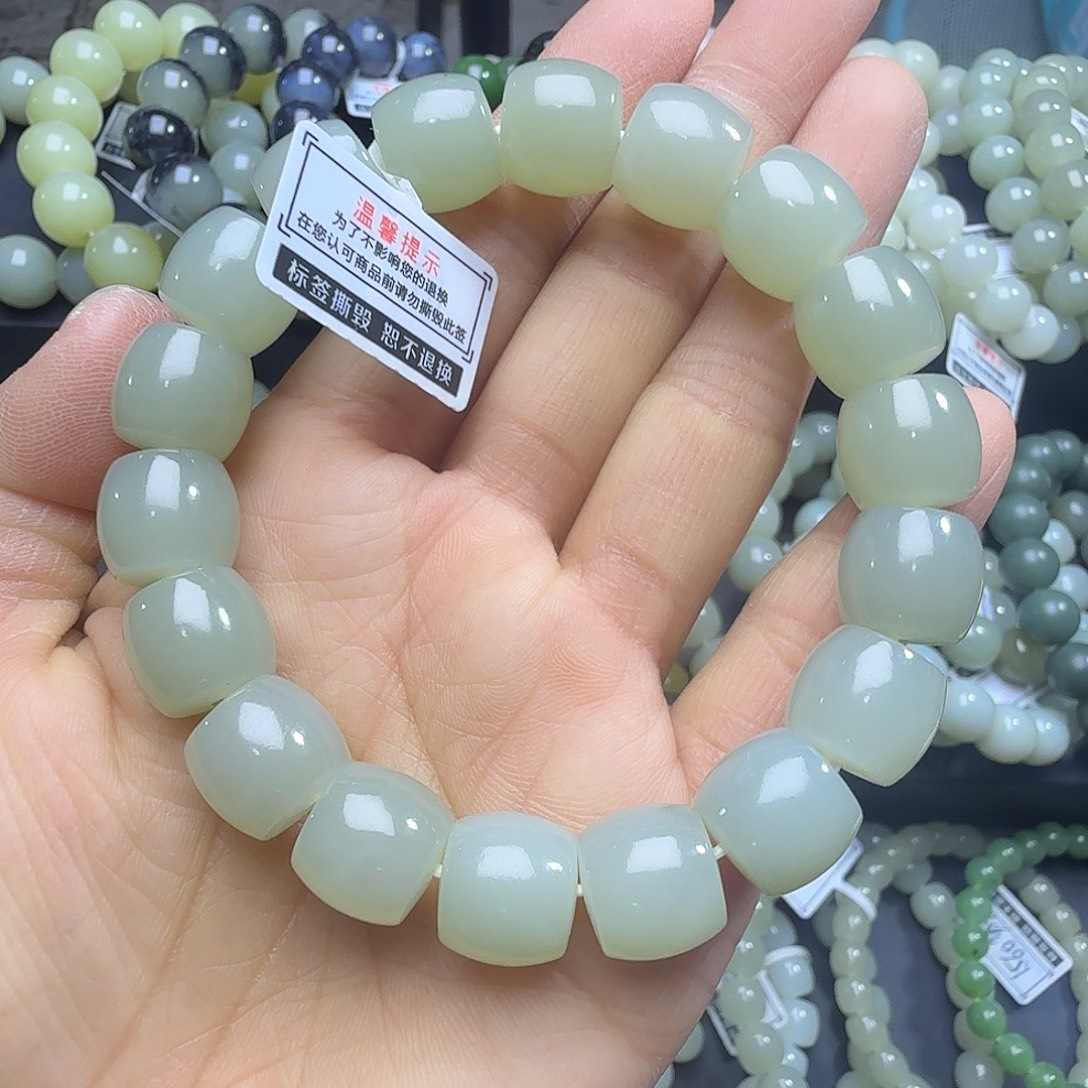 和田玉未镶嵌手链