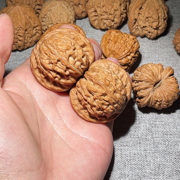 蜡****吊坠文玩核桃111111