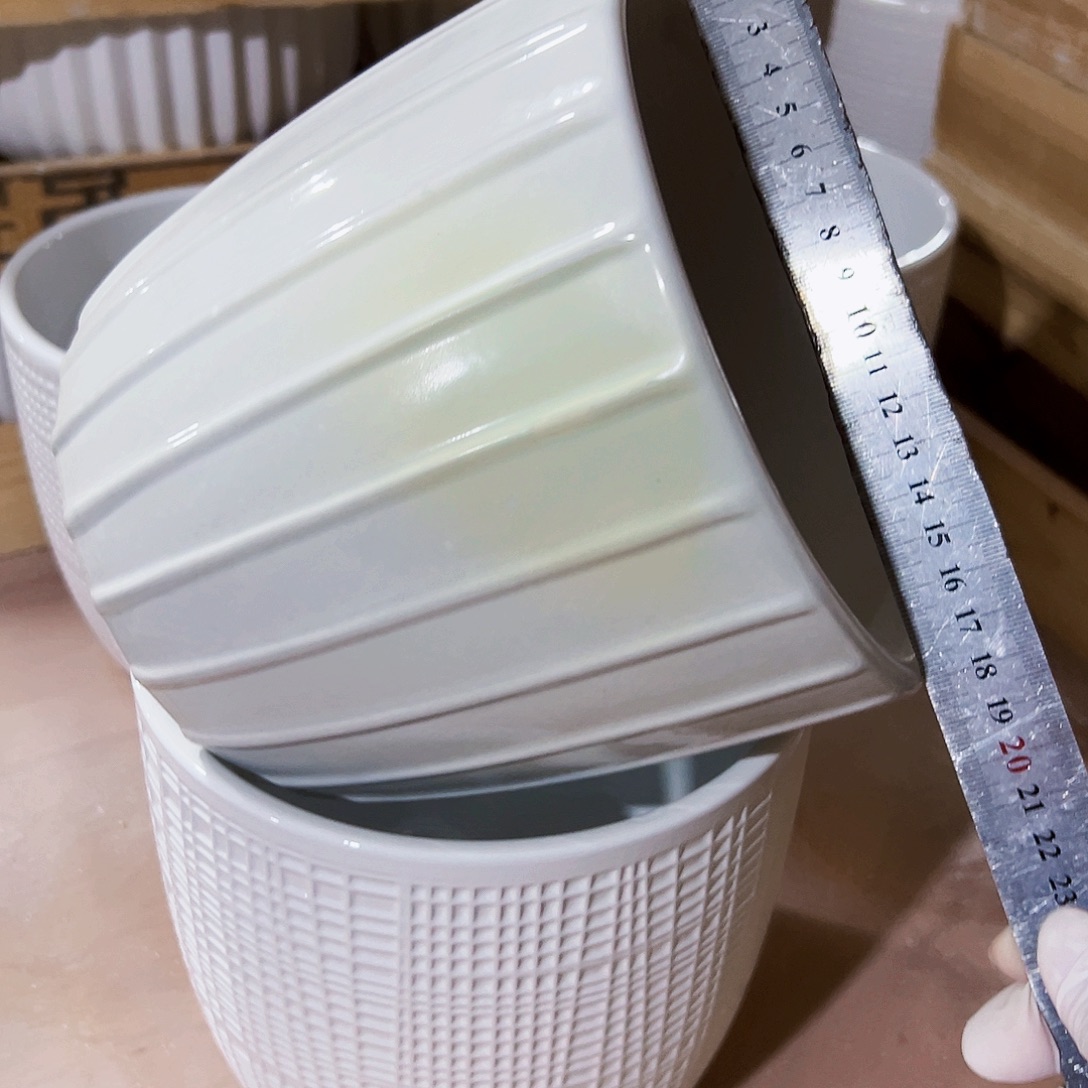 有孔外贸尾单陶瓷花盆凑单10米包邮微瑕