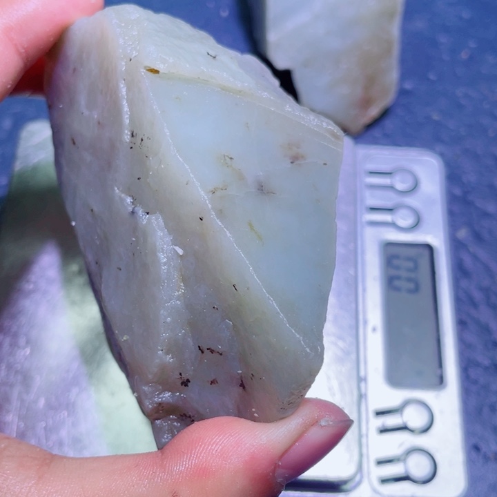 和田玉未镶嵌珠宝半成品