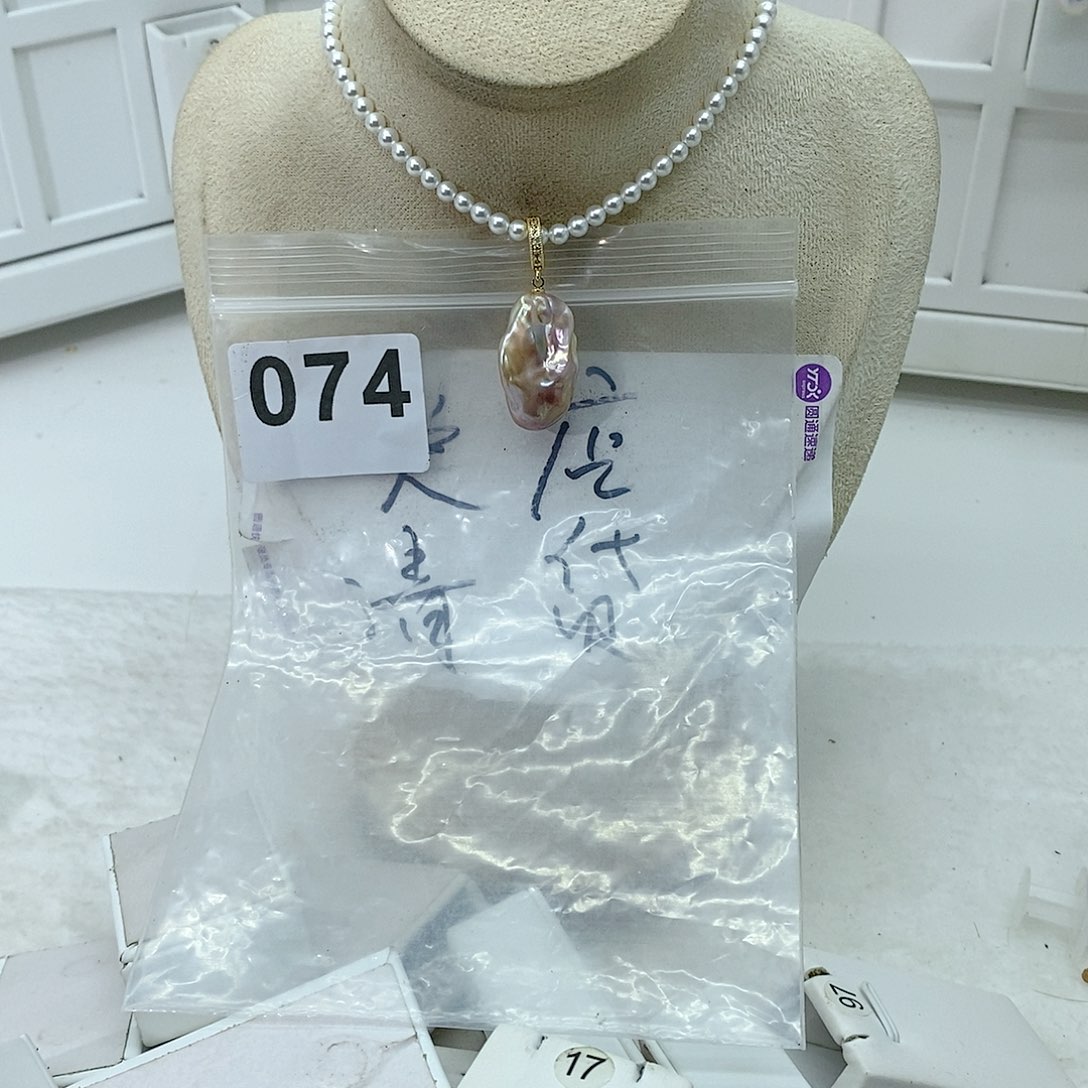 淡水珍珠颈饰合金