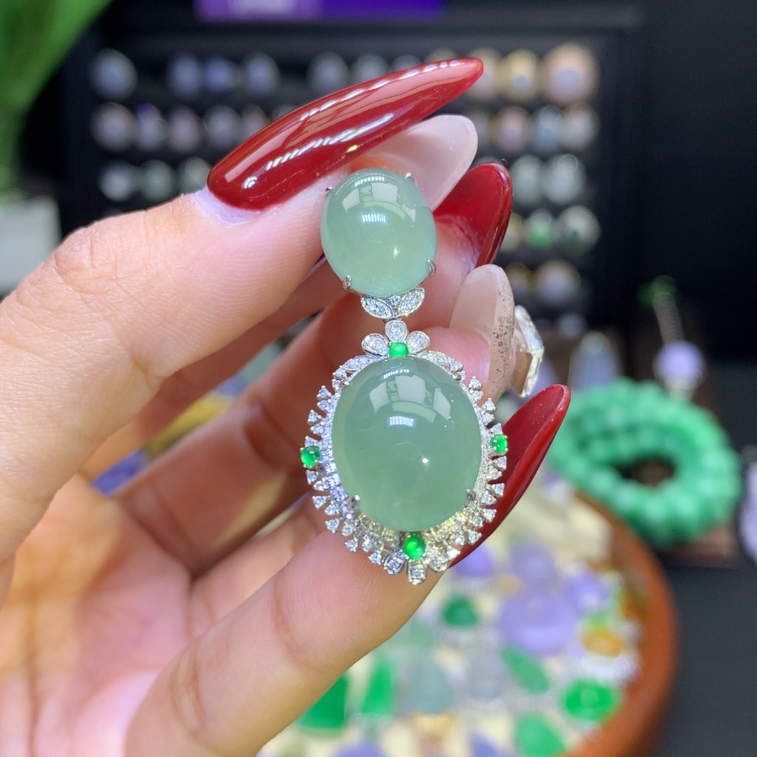 翡翠颈饰18K金镶嵌天然