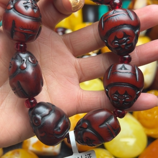 琥珀手串未镶嵌蜜蜡