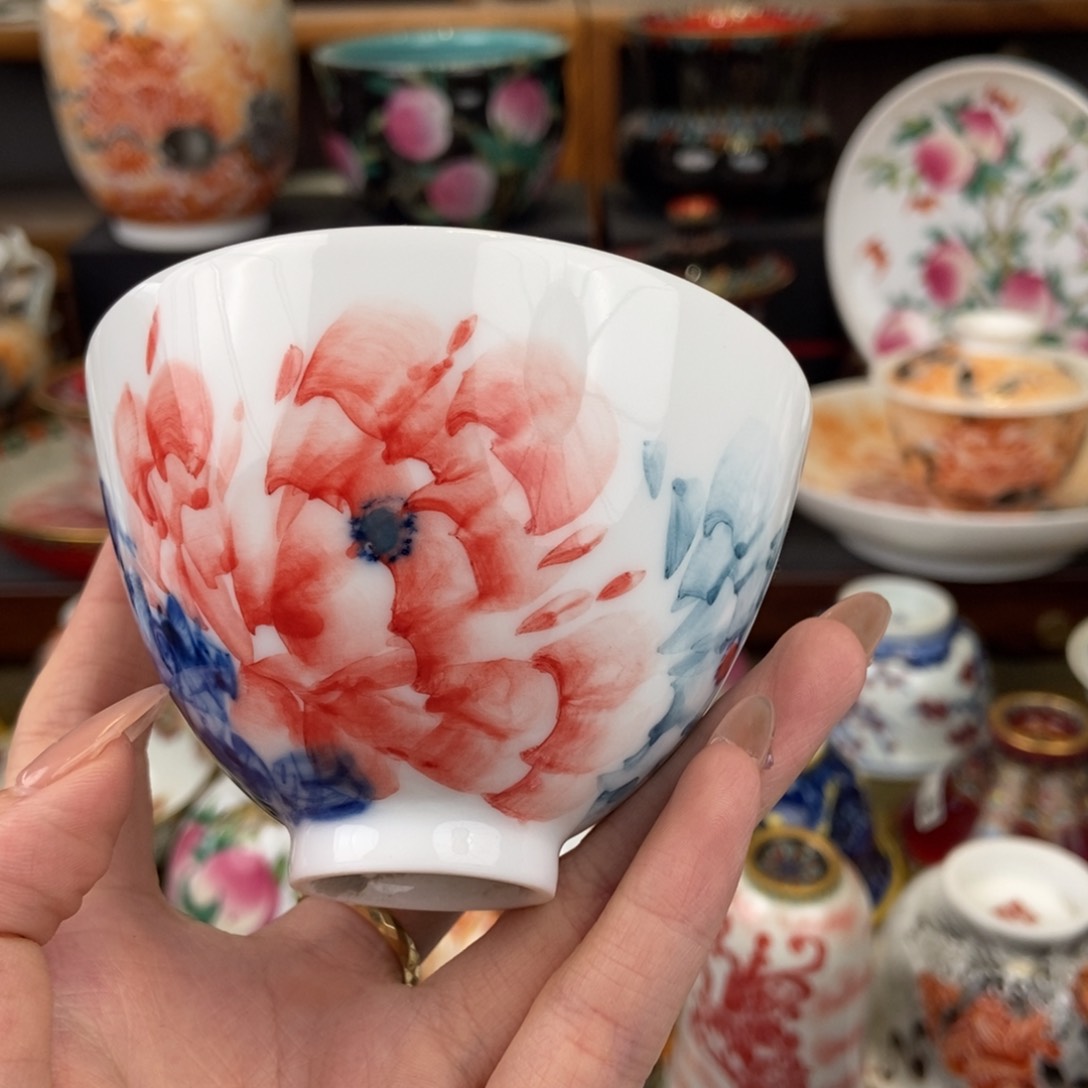 陶瓷艺术家的作品是一种非常感谢