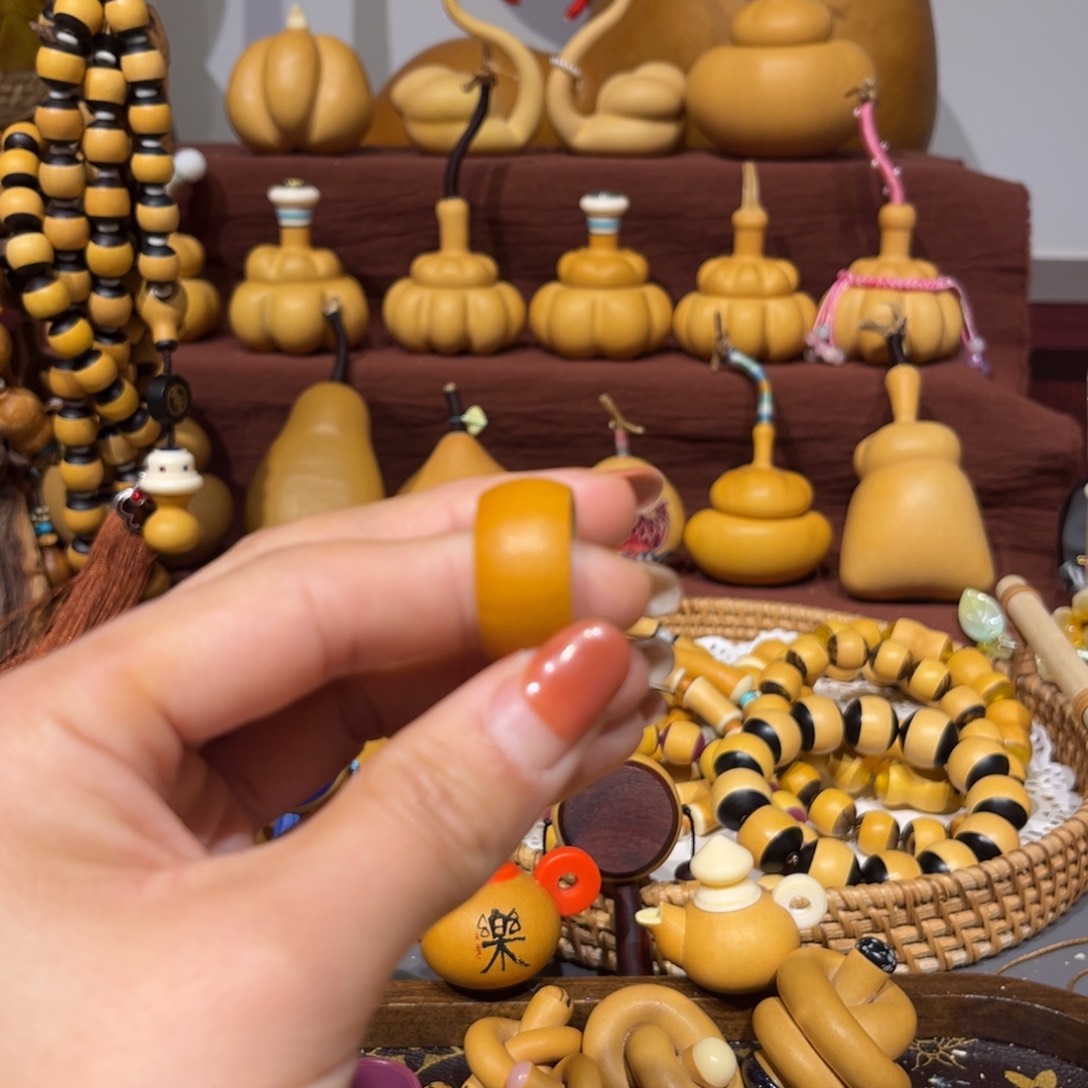 旧***封素戒指宽1.2，内径16.6