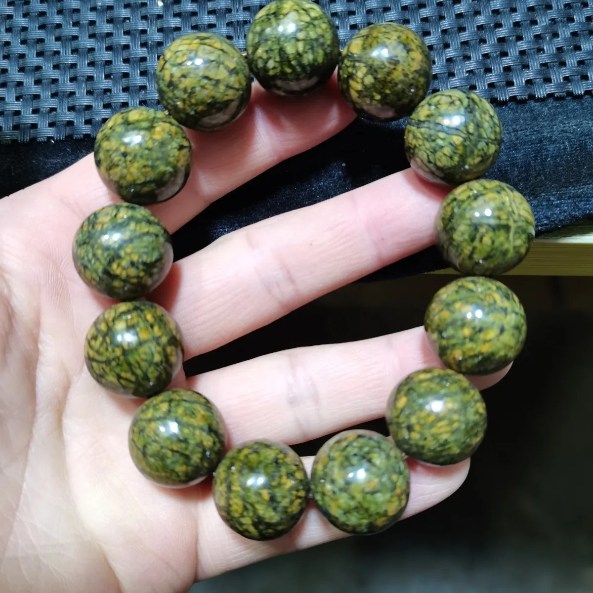 非金属布艺手链 药王石藏玉网格蛇纹玉黄金甲飘金花1.8手串手链