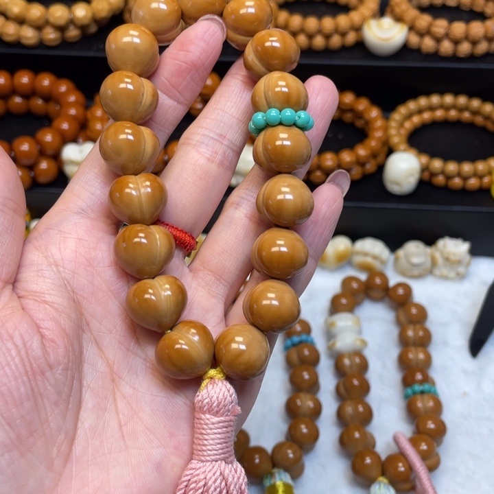 草***咪核桃手串/手链屁桃