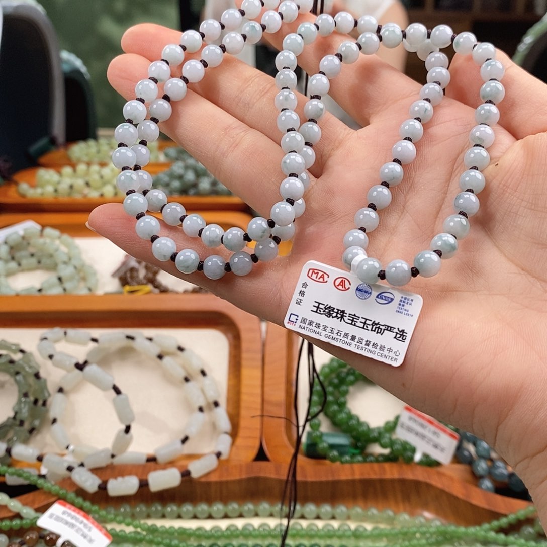 悟***道翡翠未镶嵌颈饰天然翡翠项链