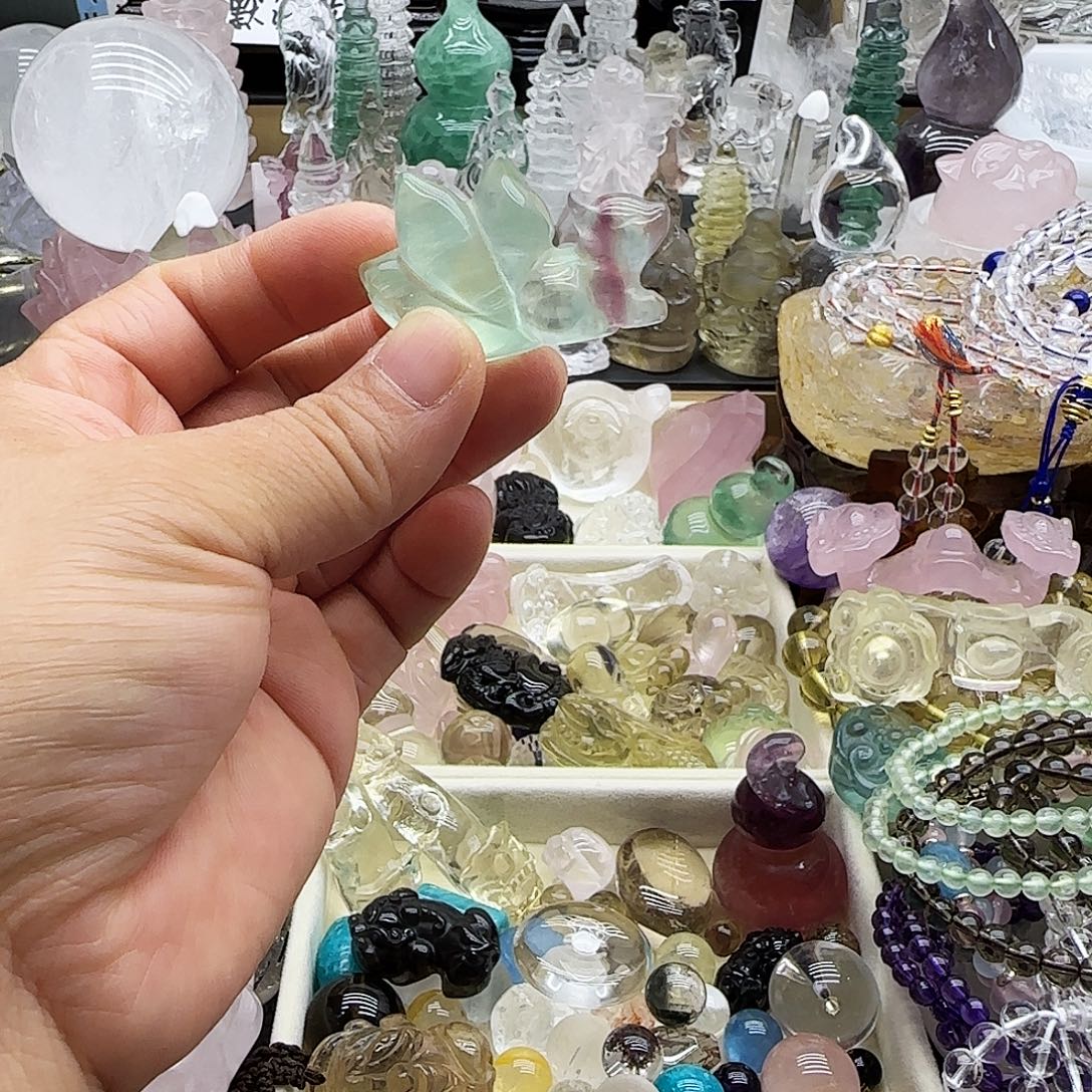 未镶嵌车挂水晶摆件