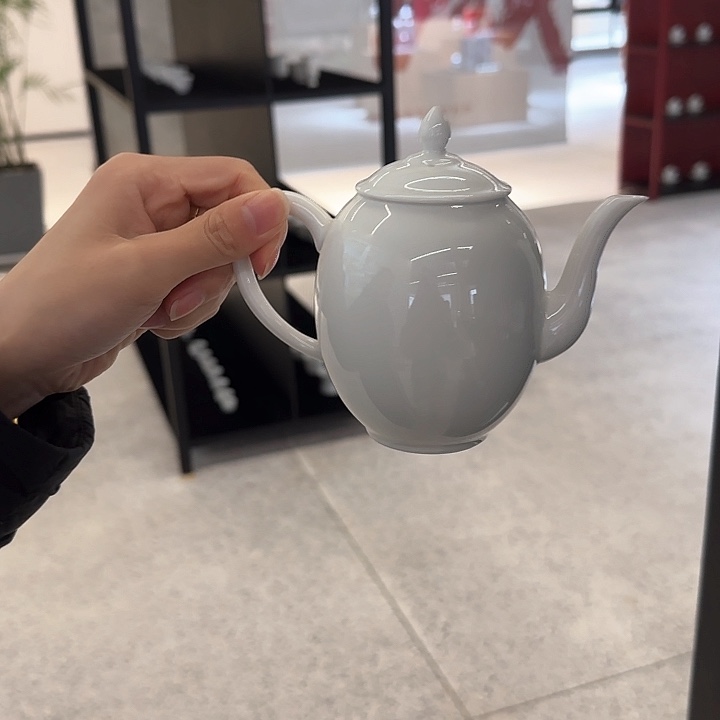 瓷片建军我赵姐咯。我们