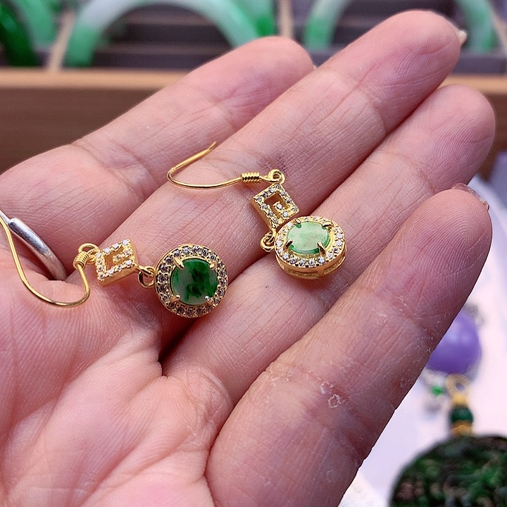 翡翠颈饰银S925镶嵌翡翠