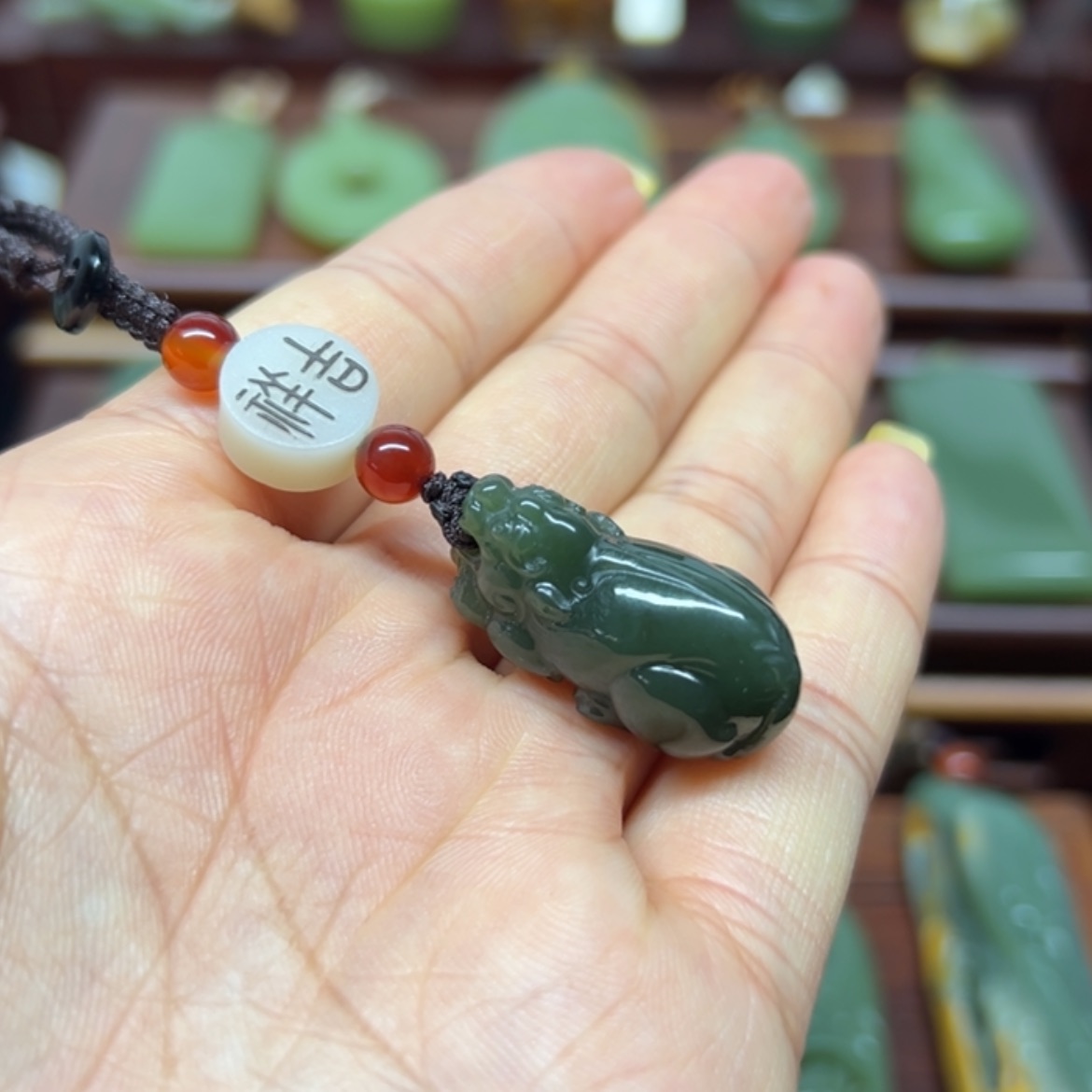 【闪购商品】岫岩老玉（透闪石质玉）钥匙扣未镶嵌貔貅