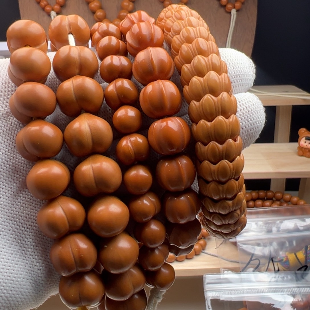 我***人手串猴头核桃猴头