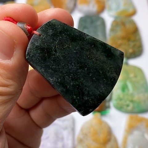 定制翡翠未镶嵌翡翠