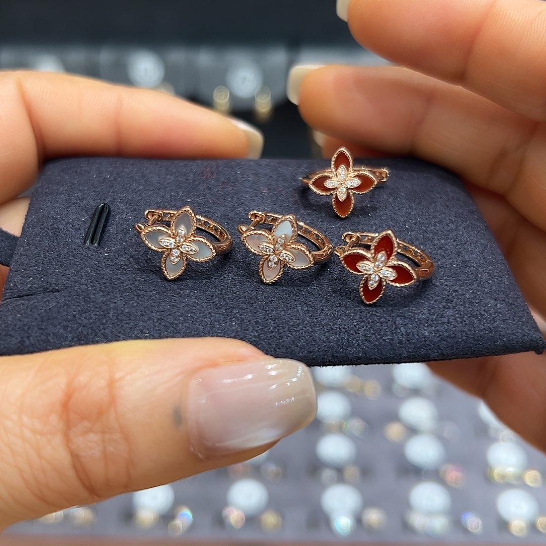 钻石耳饰18K金镶嵌多样性发一