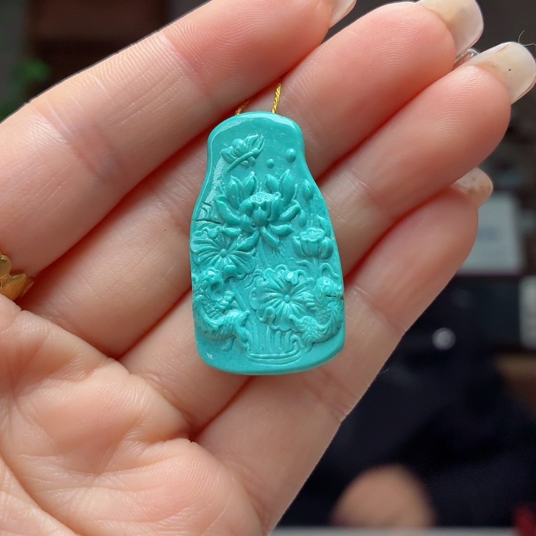 绿松石未镶嵌珠宝奇石