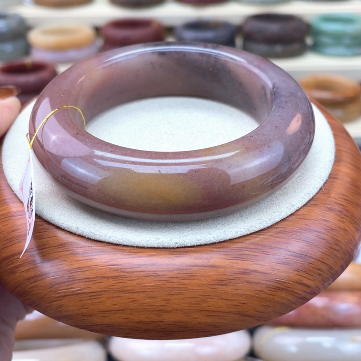 【闪购商品】石英质玉手镯未镶嵌