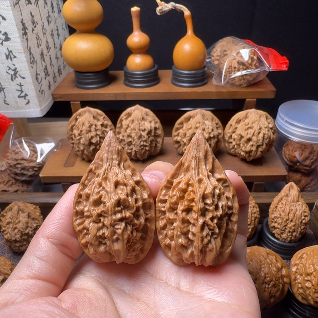 吊坠文玩核桃红缨枪