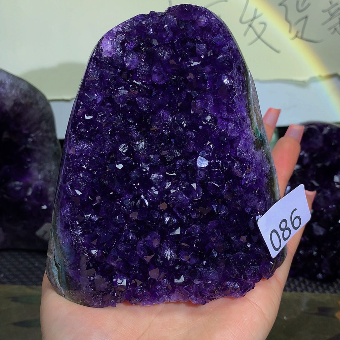 紫晶大型摆件（非配饰）未镶嵌