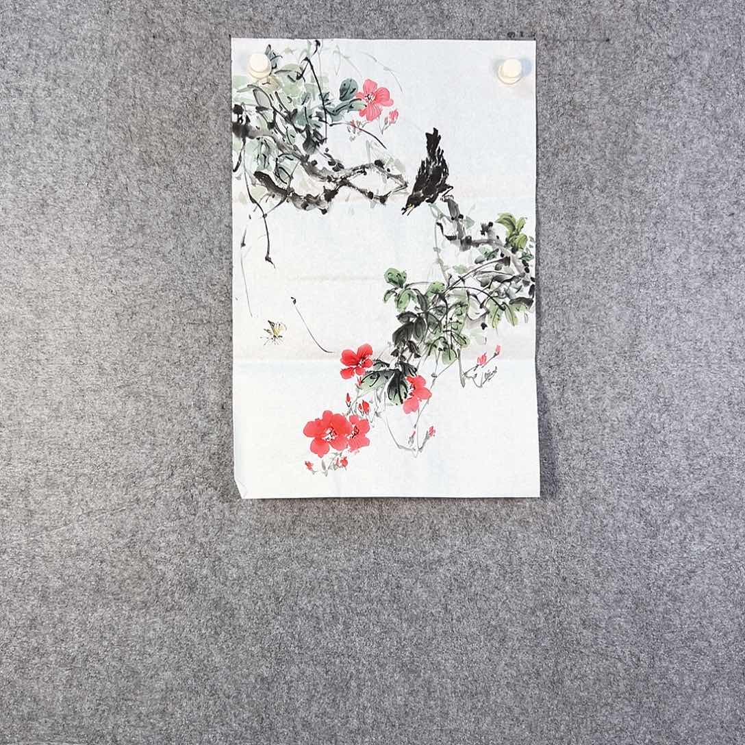 国画306 牡丹等植物生长于这里并