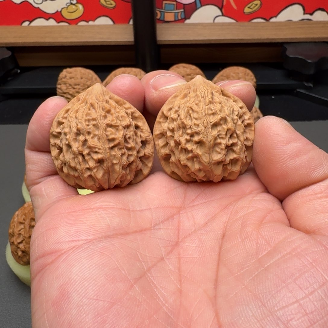 文玩核桃把件金牛39