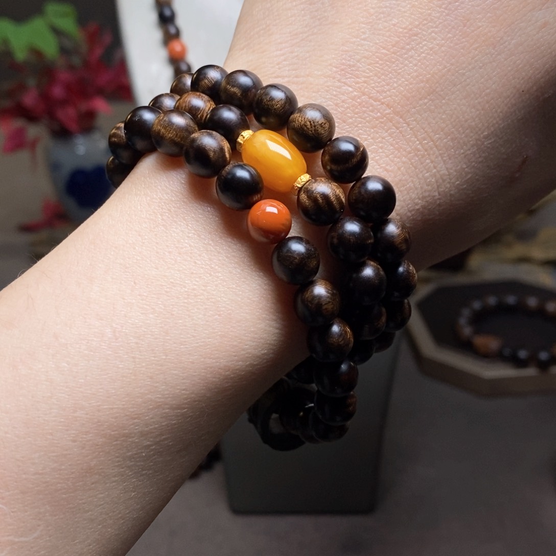 沉香手串越南芽庄白棋楠瘤疤0.8设计➕跑环沉香木雕设计