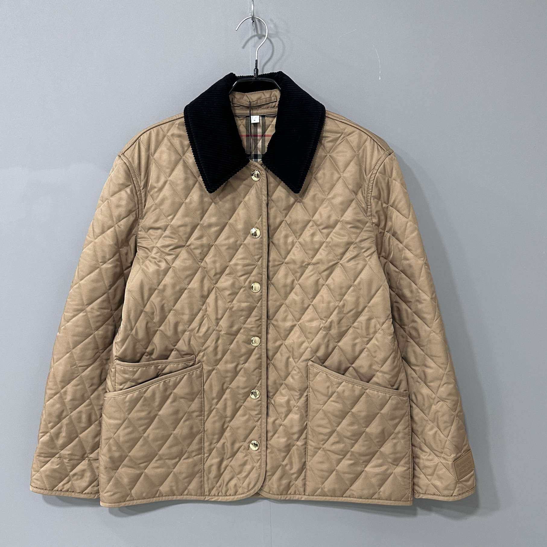 99新 BURBERRY/博柏利 黄金菱形格纹棉服外套 /M码/30728