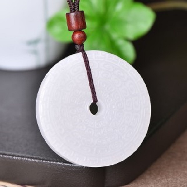 L023天然新疆玉石回纹雕刻高级感玉石平安扣男款女款玉吊坠