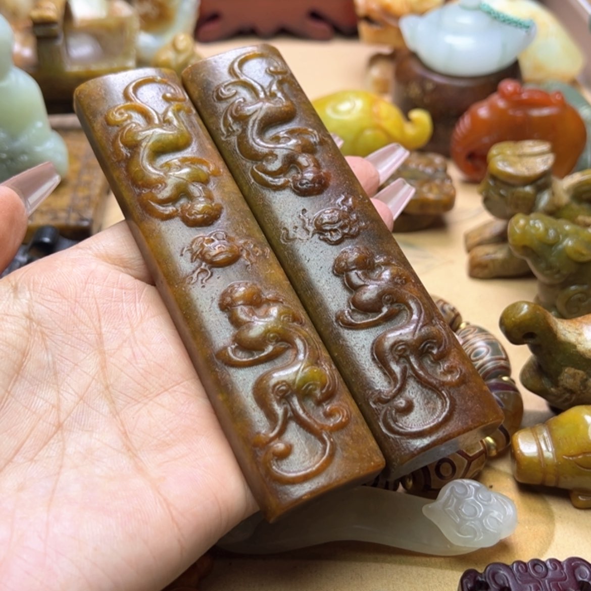 【闪购商品】蛇纹石玉颈饰未镶嵌