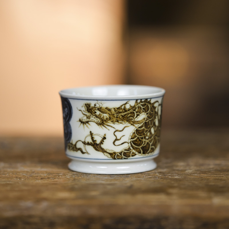 立勤堂青花釉里金穿花龙纹直口杯（YLJ-B-077）