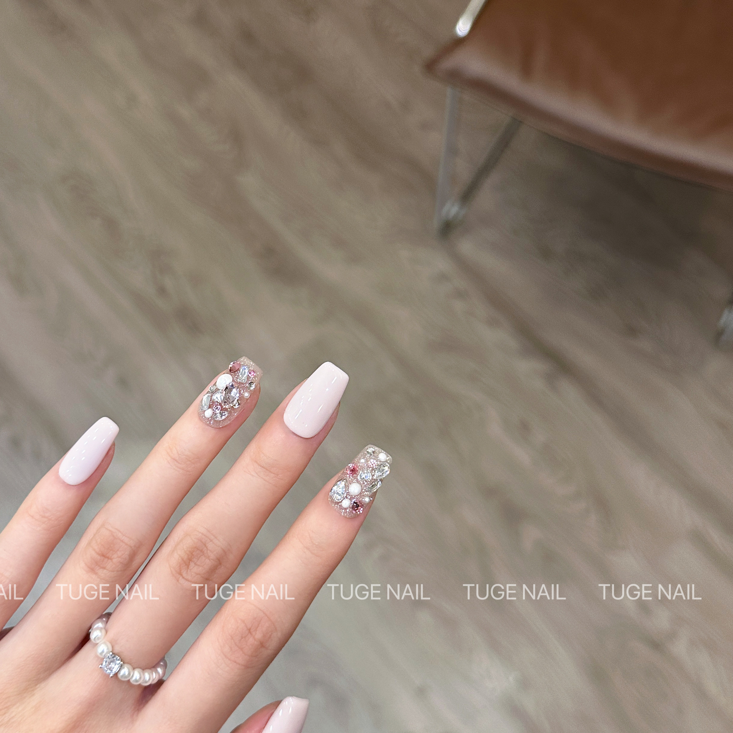 TugeNail “皮粉”AB款 ins高级满钻氛围感气质显白穿戴美甲TGXX