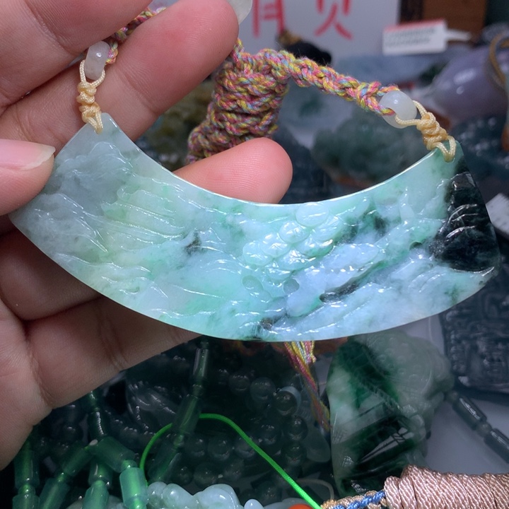 翡翠颈饰未镶嵌保真天然A货翡翠