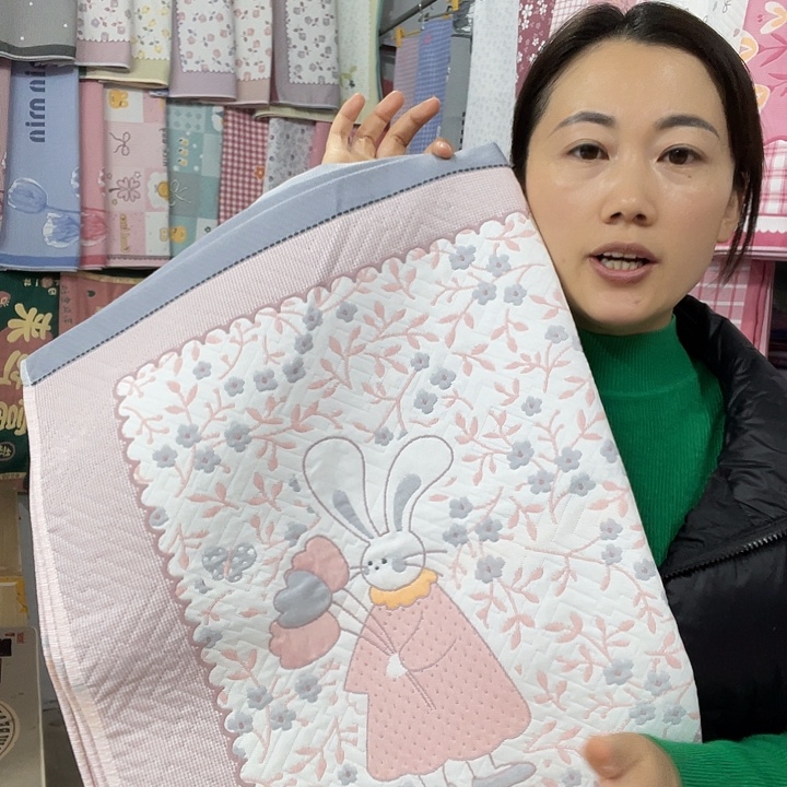 棉特价灰色花园兔