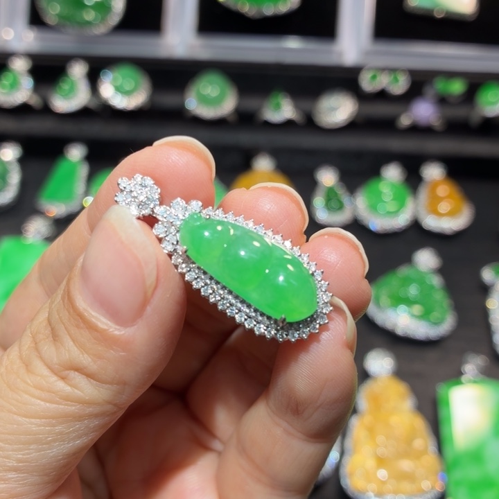 翡翠18K金镶嵌吊坠(不含链)翡翠