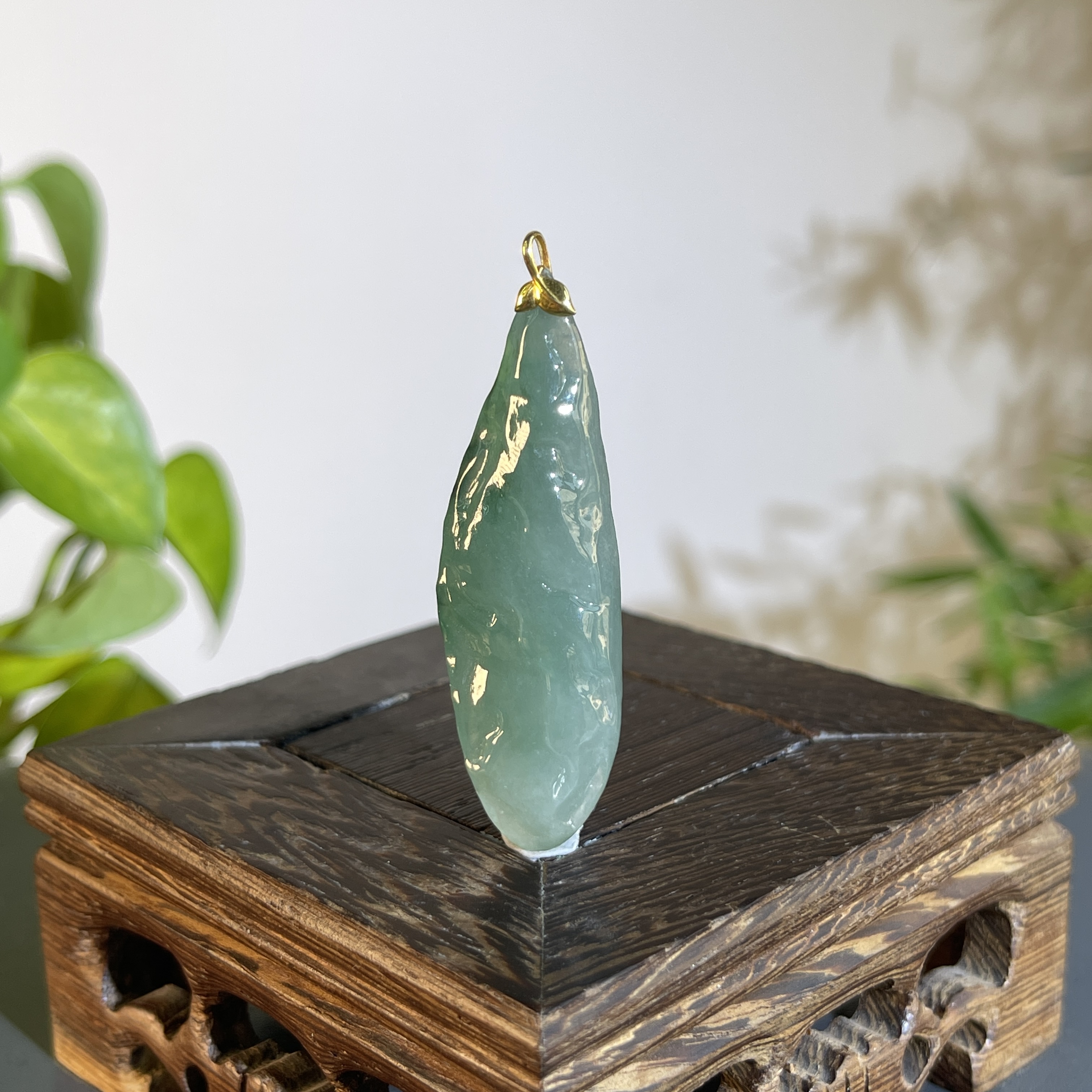 JXB13-102 18K精品天然翡翠A货原石吊坠