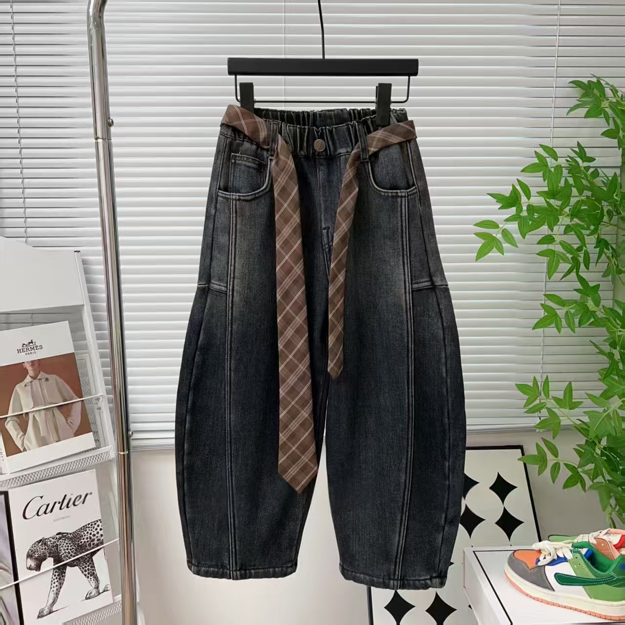 男童秋冬款裤子加绒加厚2025新款大童直筒儿童冬季一体绒牛仔长裤