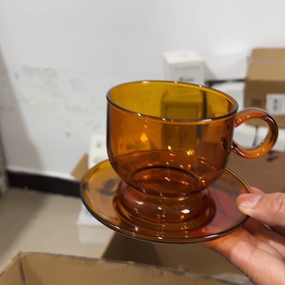 645样品微瑕琥珀带盘