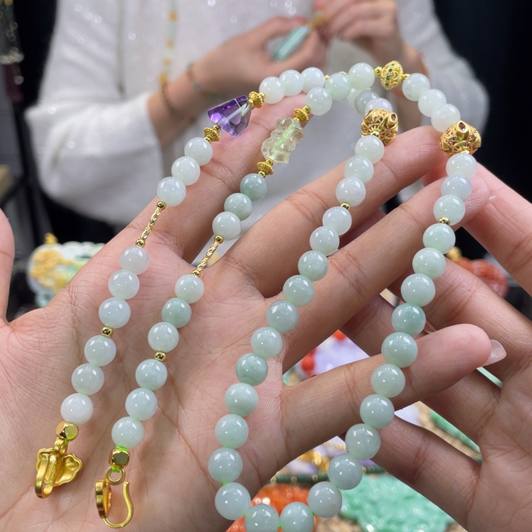 翡翠颈饰未镶嵌代编织