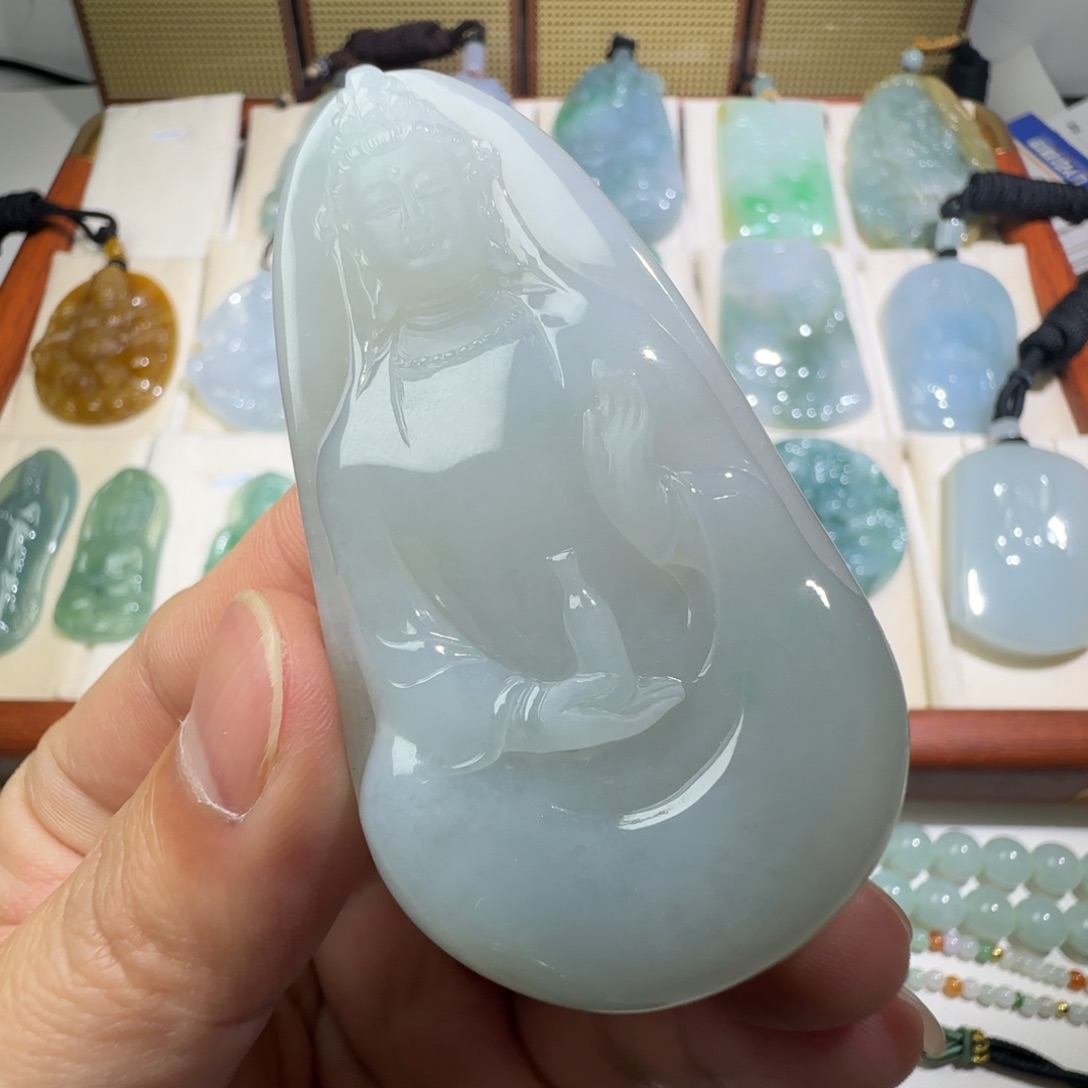 翡翠未镶嵌颈饰天然缅甸翡翠A货